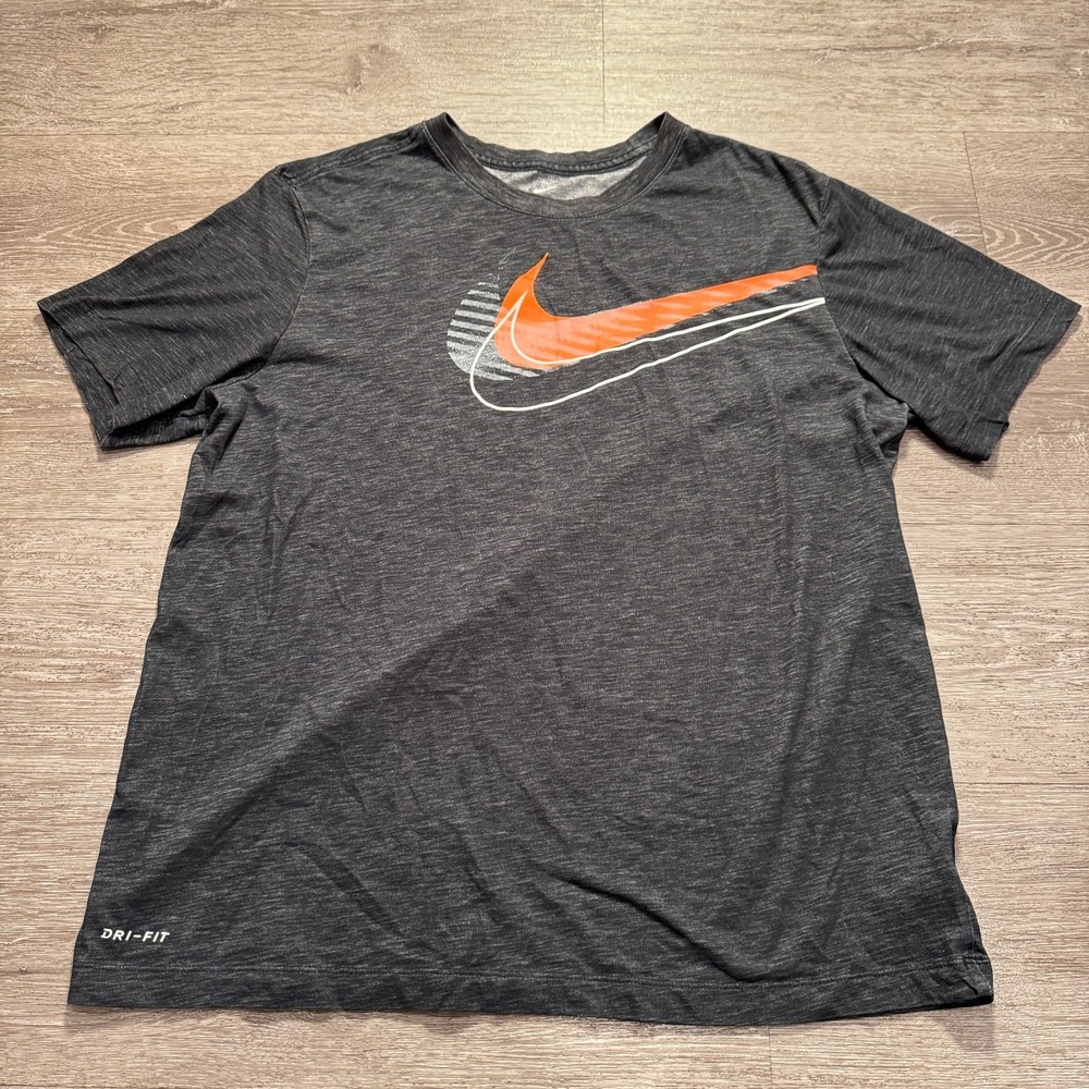 Nike Shirt Mens Large Gray Big Swoosh Short Sleeve Tee Dri Fit Casual Outdoor